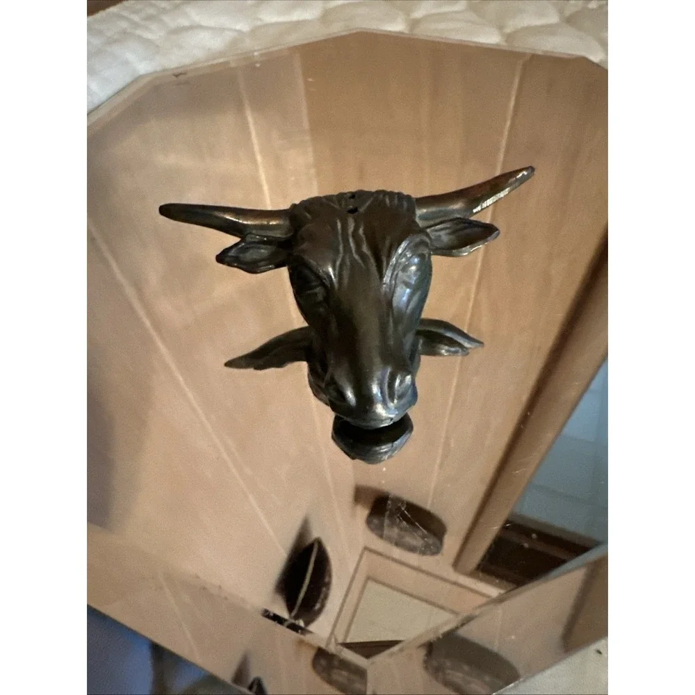 Bull Bronzed‎ Salt Shaker